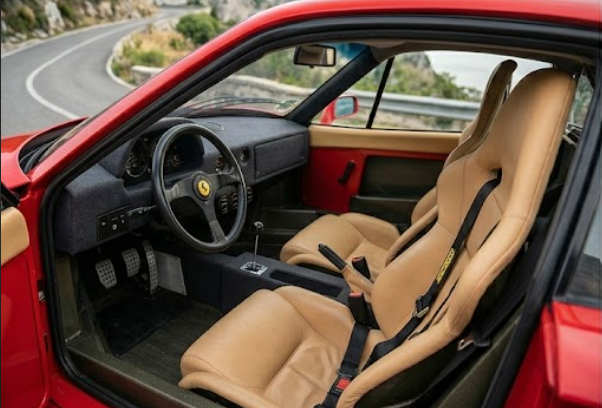 
								Ferrari F40 full									